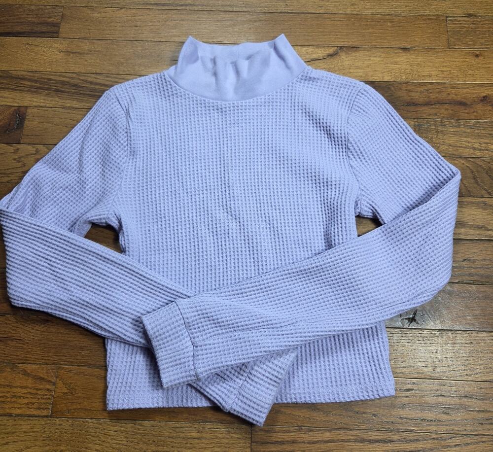 Aerie Womens M Lavender Waffle Knit Mock Neck Top Long Sleeve Cropped Purple